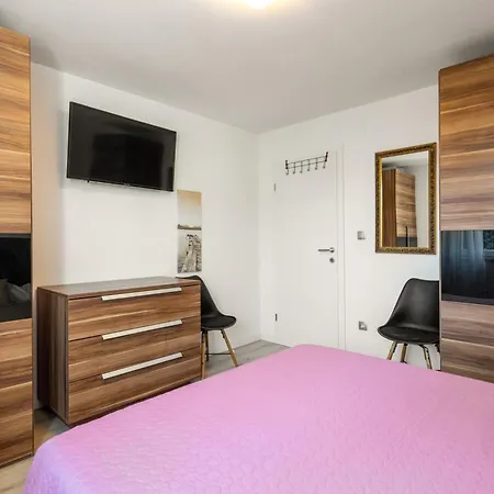 2 Bedroms Free Parking 公寓