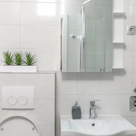 2 Bedroms Free Parking 公寓 *