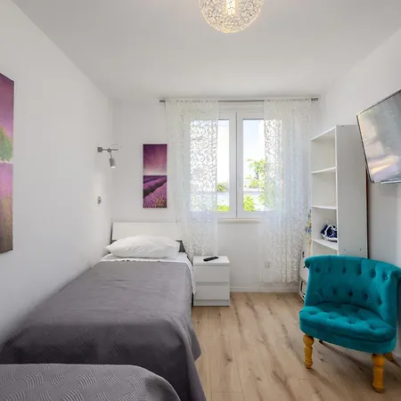 2 Bedroms Free Parking *