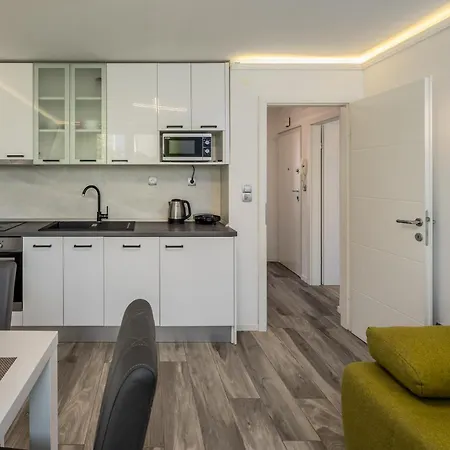 2 Bedroms Free Parking ספליט